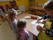 Pečeme ve školce - od zrníčka po rohlík